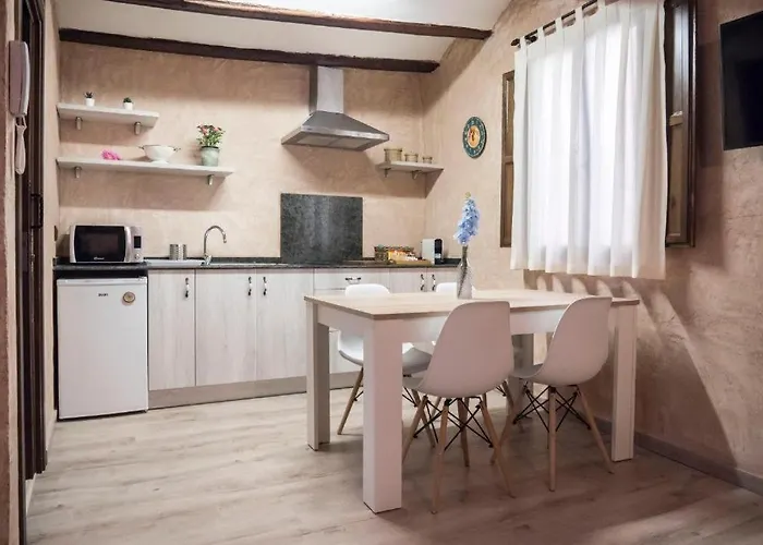 Abenrazin Turistico Guadalaviar * Albarracin